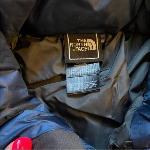 The North Face blue metallic puffer jacket size small - Picture 3 of 4
